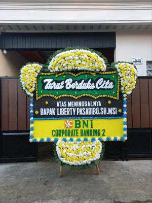 Papan Bunga Duka di Tanah Periuk